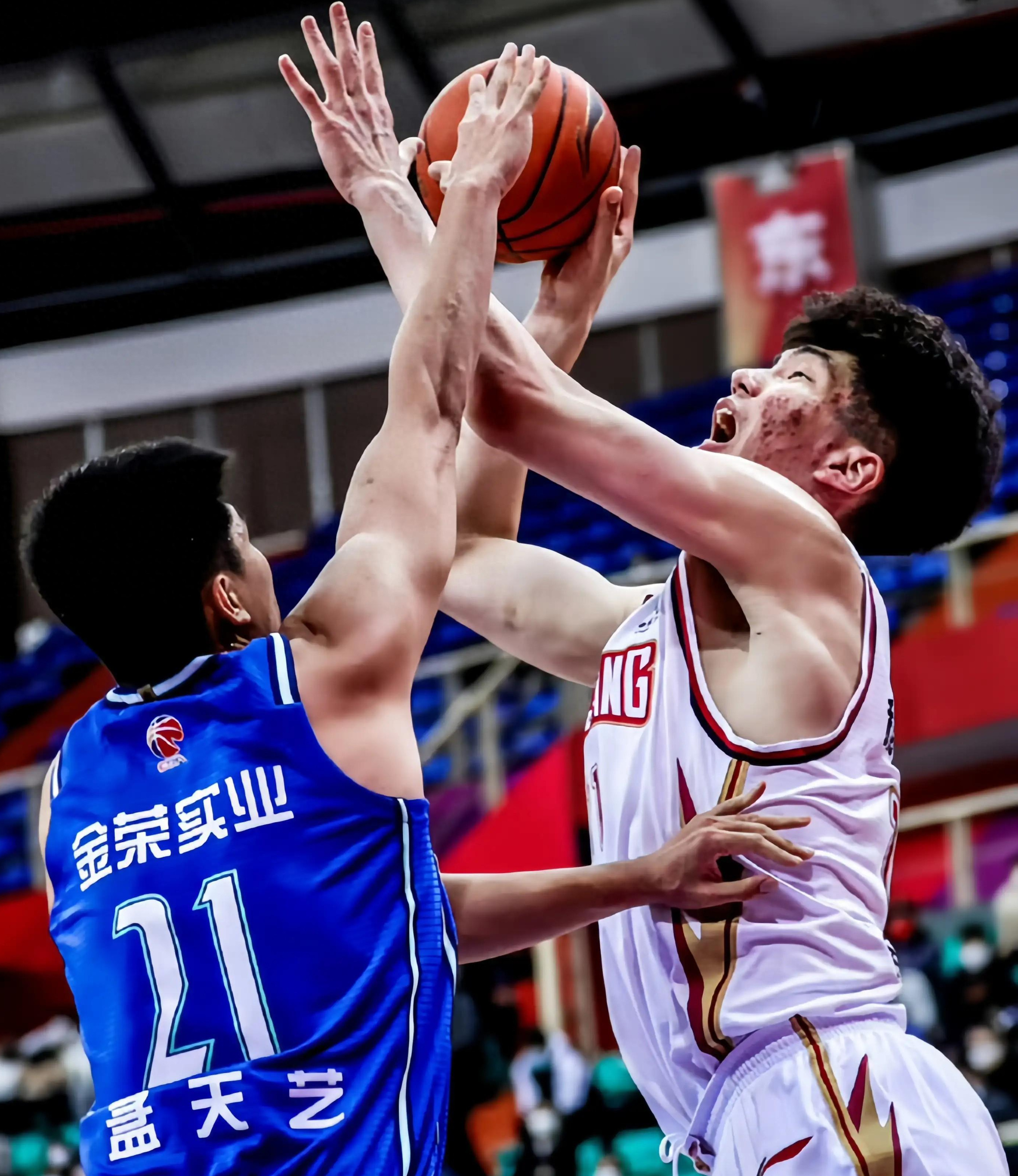 手机游戏排行榜-纽约尼克斯迎CBA常规赛关键赛,清晨豪取连胜,引发热议,球探报告显示潜力的简单介绍